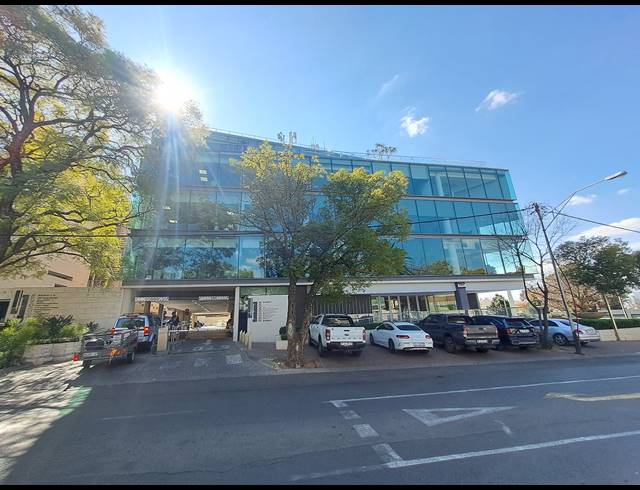 285M² OFFICE FOR SALE IN ILLOVO